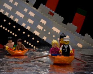 lego titanic sinking - flickr  Eric Constantineau